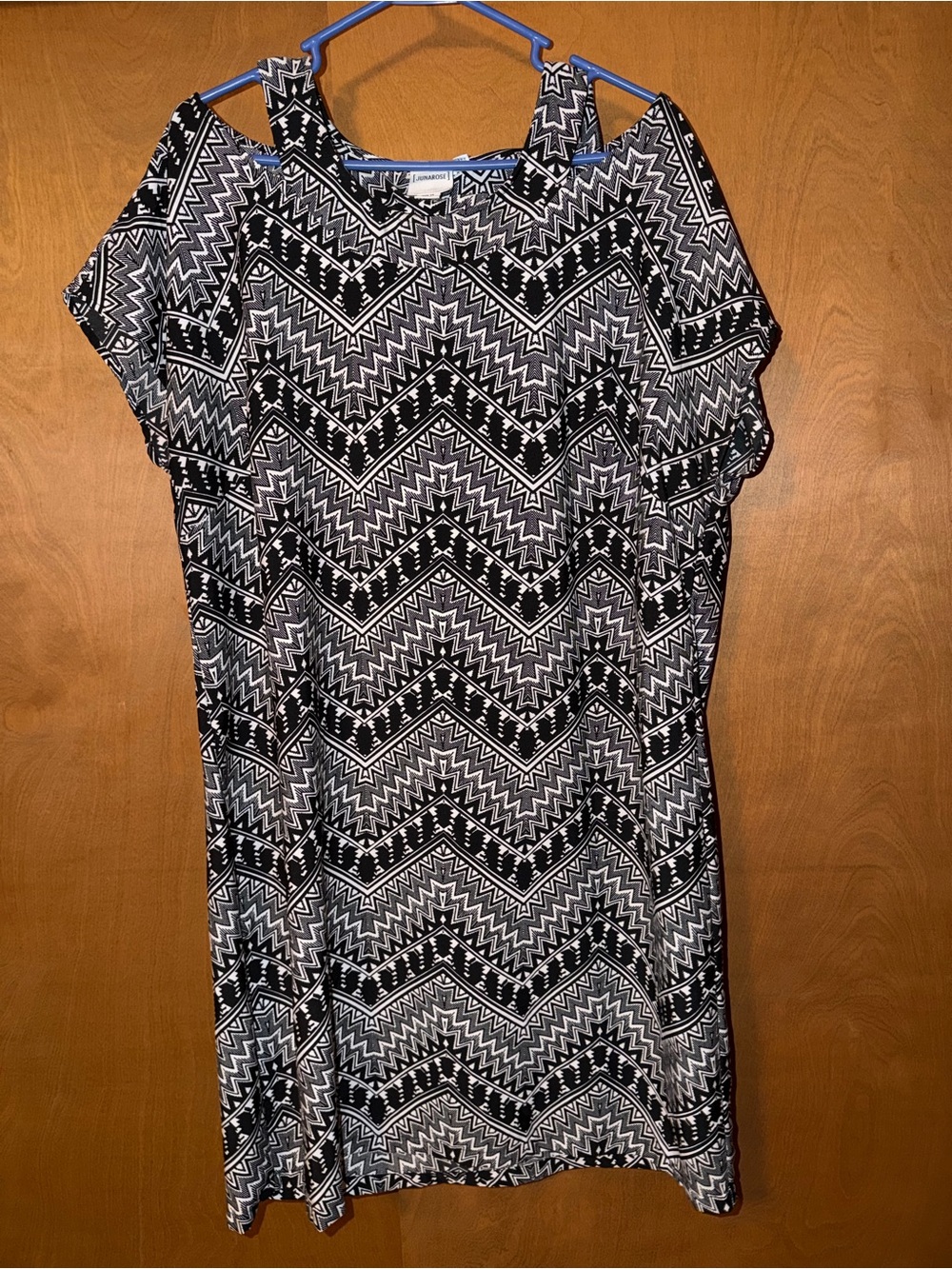 Junarose Black and White Chevron Dress with Shoulder Cut Outs